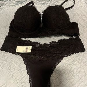 Aerie Matching Bra/Panty Set Black Lace